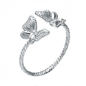 Dainty and sweet BUTTERFLY STERLING SILVER OPEN teo adjustable RING